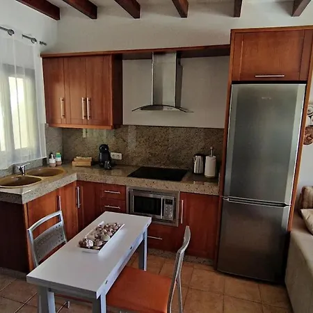 Penthouse Next To The Beach Apartament La Jaca